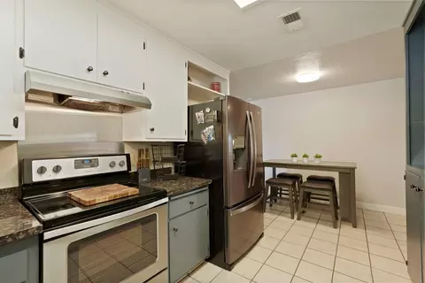 627 Tahoe Dr, Lodi, CA 95242 photo 14
