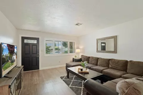 627 Tahoe Dr, Lodi, CA 95242 photo 10