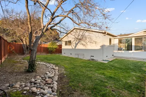 821 Penitencia St, Milpitas, CA 95035 photo 36
