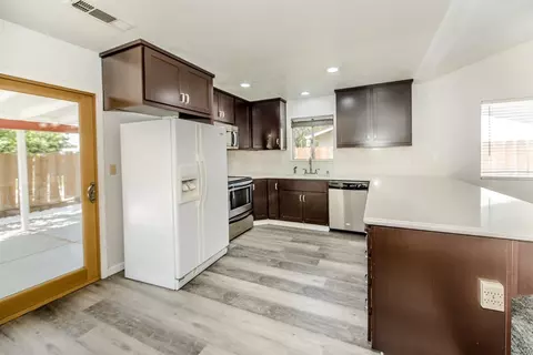 1925 Arrowsmith Dr, Manteca, CA 95336 photo 13