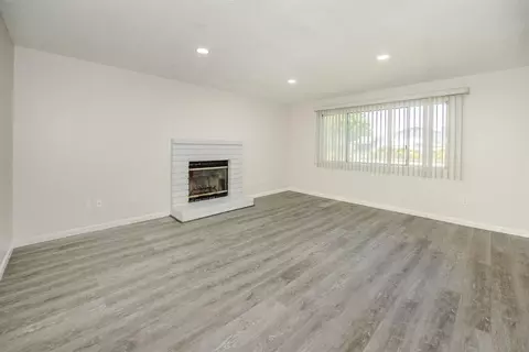 1925 Arrowsmith Dr, Manteca, CA 95336 photo 4