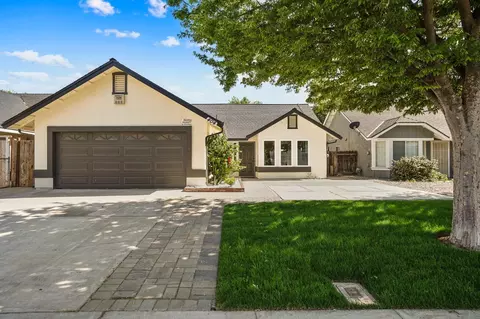404 Kirbys Mill Dr, Modesto, CA 95358 photo 1