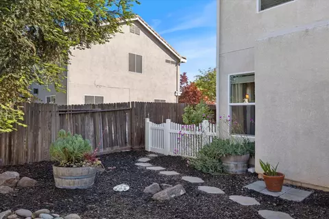 4530 Rosecliff Cir, Mather, CA 95655 photo 33