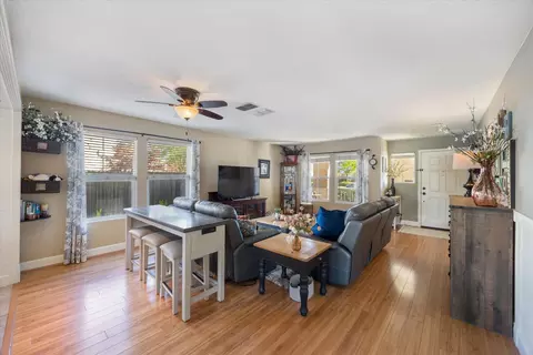 4530 Rosecliff Cir, Mather, CA 95655 photo 4