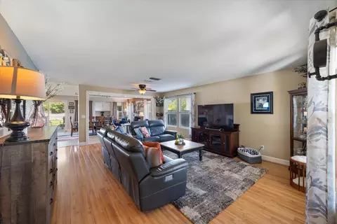 4530 Rosecliff Cir, Mather, CA 95655 photo 3