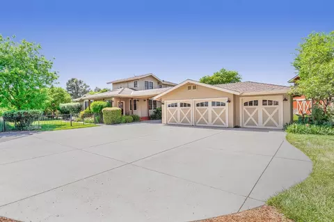 Exterior - 34718 Corcoran Hill Ln, Davis, CA 95616 photo 3 of 24