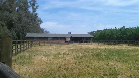 23634 August Ave, Hilmar, CA 95324 photo 1