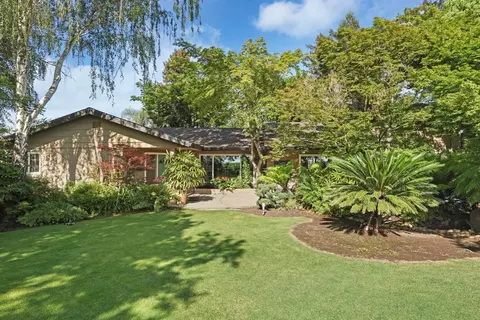 Exterior - 18989 N Ray Rd, Lodi, CA 95242 photo 2 of 39