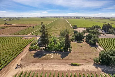 View/Area - 18989 N Ray Rd, Lodi, CA 95242 photo 8 of 13