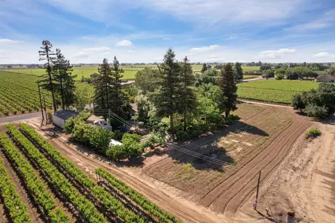 View/Area - 18989 N Ray Rd, Lodi, CA 95242 photo 7 of 13