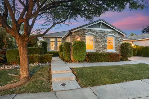 1401 Oasis Ln, Patterson, CA 95363 photo 1