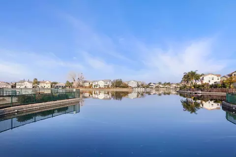 View/Area - 1401 Oasis Ln, Patterson, CA 95363 photo 4 of 6