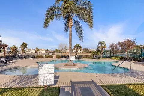 Exterior - 1401 Oasis Ln, Patterson, CA 95363 photo 10 of 10