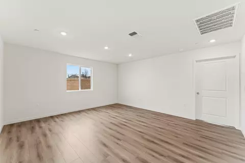 4189 Pittenger Dr, Olivehurst, CA 95961 photo 11