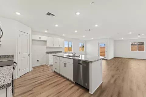 4189 Pittenger Dr, Olivehurst, CA 95961 photo 4