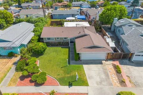 39072 Logan Dr, Fremont, CA 94538 photo 2