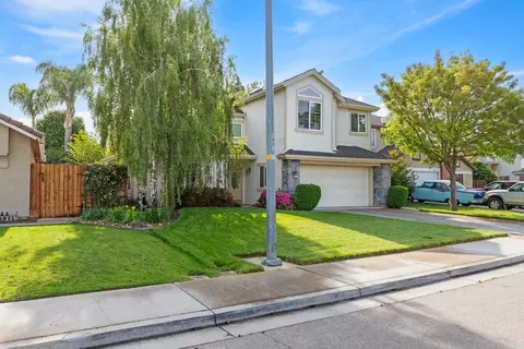 2954 Savanna Dr, Tracy, CA 95377 photo 2