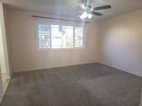 Living - 1657 Duncan Dr, Tracy, CA 95376 photo 4 of 4