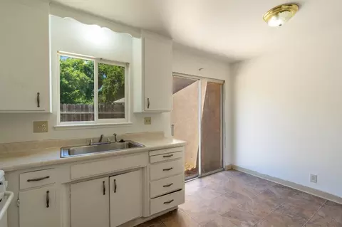 1906 Celeste Ct, Modesto, CA 95355 photo 10