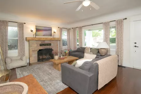 333 S Acacia Ave, Ripon, CA 95366 photo 4