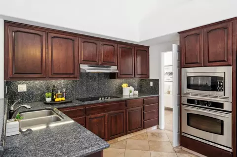 Kitchen - 1680 Tahoe Cir, Tracy, CA 95376 photo 2 of 4