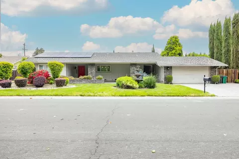 4161 Riviera Dr, Stockton, CA 95204