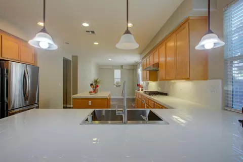 Kitchen - 512 Squash Creek Ln, Patterson, CA 95363 photo 1 of 10