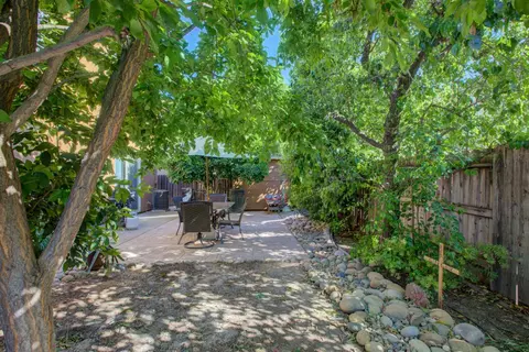 Exterior - 512 Squash Creek Ln, Patterson, CA 95363 photo 12 of 15