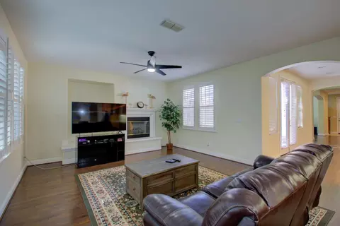 Other - 512 Squash Creek Ln, Patterson, CA 95363 photo 2 of 7