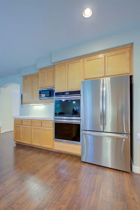 Kitchen - 512 Squash Creek Ln, Patterson, CA 95363 photo 10 of 10