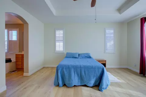 Bedroom - 512 Squash Creek Ln, Patterson, CA 95363 photo 4 of 12