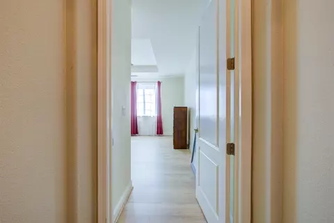 Entry Way - 512 Squash Creek Ln, Patterson, CA 95363 photo 9 of 12