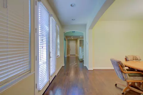 Entry Way - 512 Squash Creek Ln, Patterson, CA 95363 photo 5 of 12