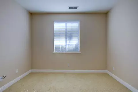 Bedroom - 512 Squash Creek Ln, Patterson, CA 95363 photo 9 of 12