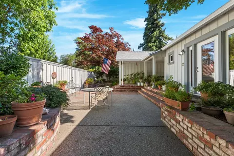 1018 Douglas Ave, Modesto, CA 95350 photo 14