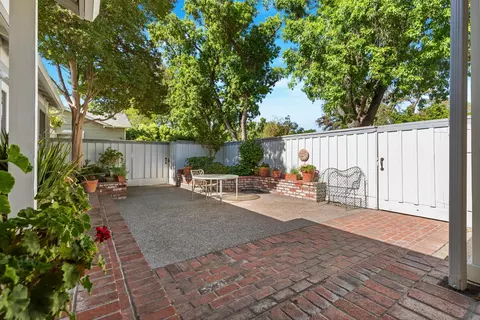 1018 Douglas Ave, Modesto, CA 95350 photo 17