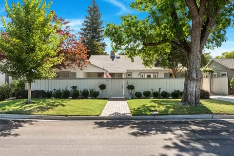 1018 Douglas Ave, Modesto, CA 95350 photo 1