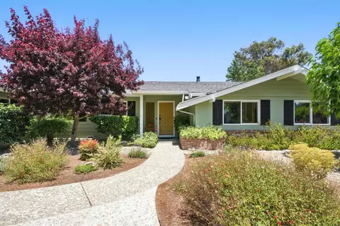 61 Corliss Dr, Moraga, CA 94556 photo 3