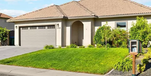 1930 Cinnamon Teal Ct, Gridley, CA 95948 photo 1