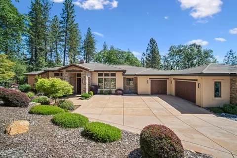15225 Woodmont Ln, Meadow Vista, CA 95722