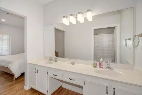 Bath - 2804 Beachcomber Dr, Rocklin, CA 95677 photo 1 of 5