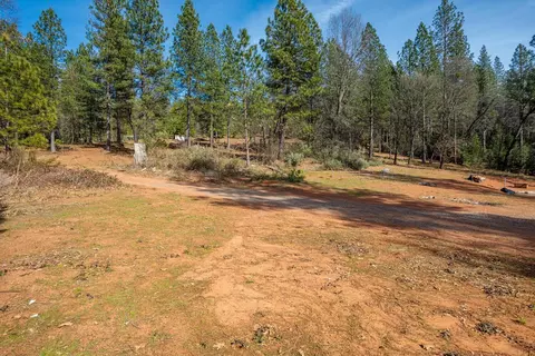 4900 Kelley Pl, Garden Valley, CA 95633