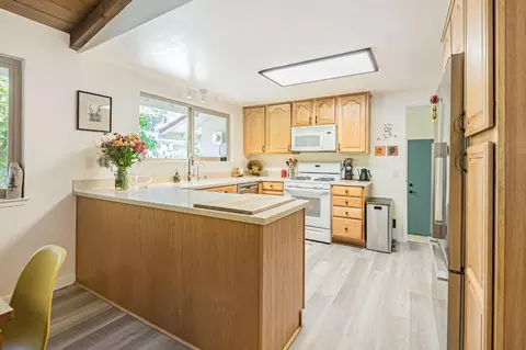 Kitchen - 907 Villanova Dr, Davis, CA 95616 photo 1 of 2