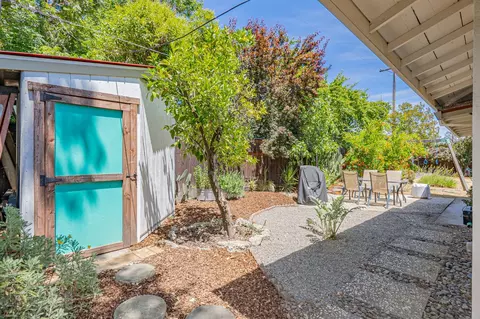 Exterior - 907 Villanova Dr, Davis, CA 95616 photo 9 of 13