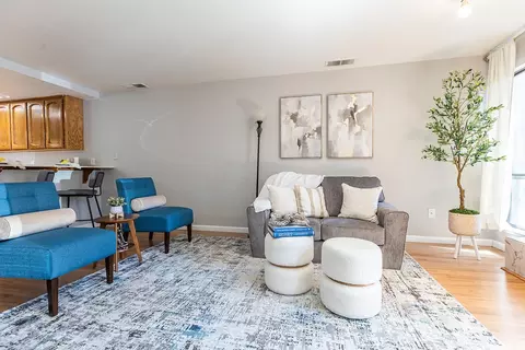 Living - 4029 Dale Rd #D, Modesto, CA 95356 photo 3 of 5