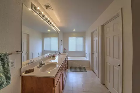 4208 Heritage Dr, Modesto, CA 95356 photo 23