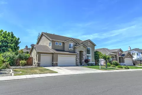 4208 Heritage Dr, Modesto, CA 95356 photo 3
