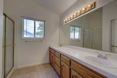 8314 Benjamin Dr, Antelope, CA 95843 photo 16