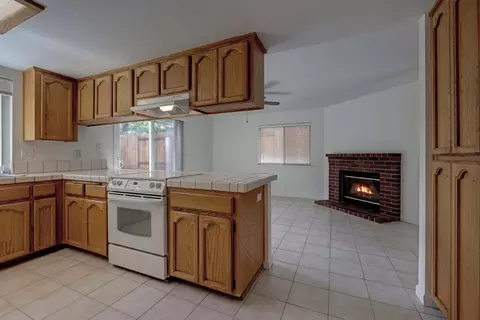 8314 Benjamin Dr, Antelope, CA 95843 photo 6