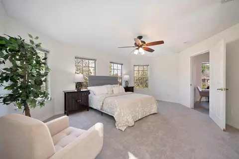 Bedroom - 3710 Sutter Hill Ln, Carmichael, CA 95608 photo 3 of 6